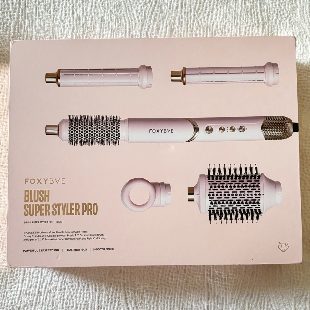 FoxyBae Blush Super Styler Pro BRAND NEW